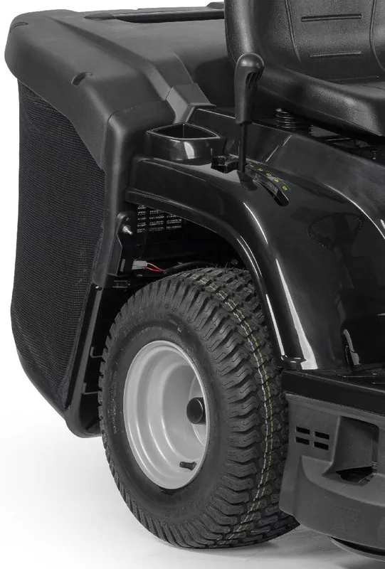 p1-5_result Alpina Rasentraktor AT4 84 A – Kraft und Wendigkeit für Ihren Garten